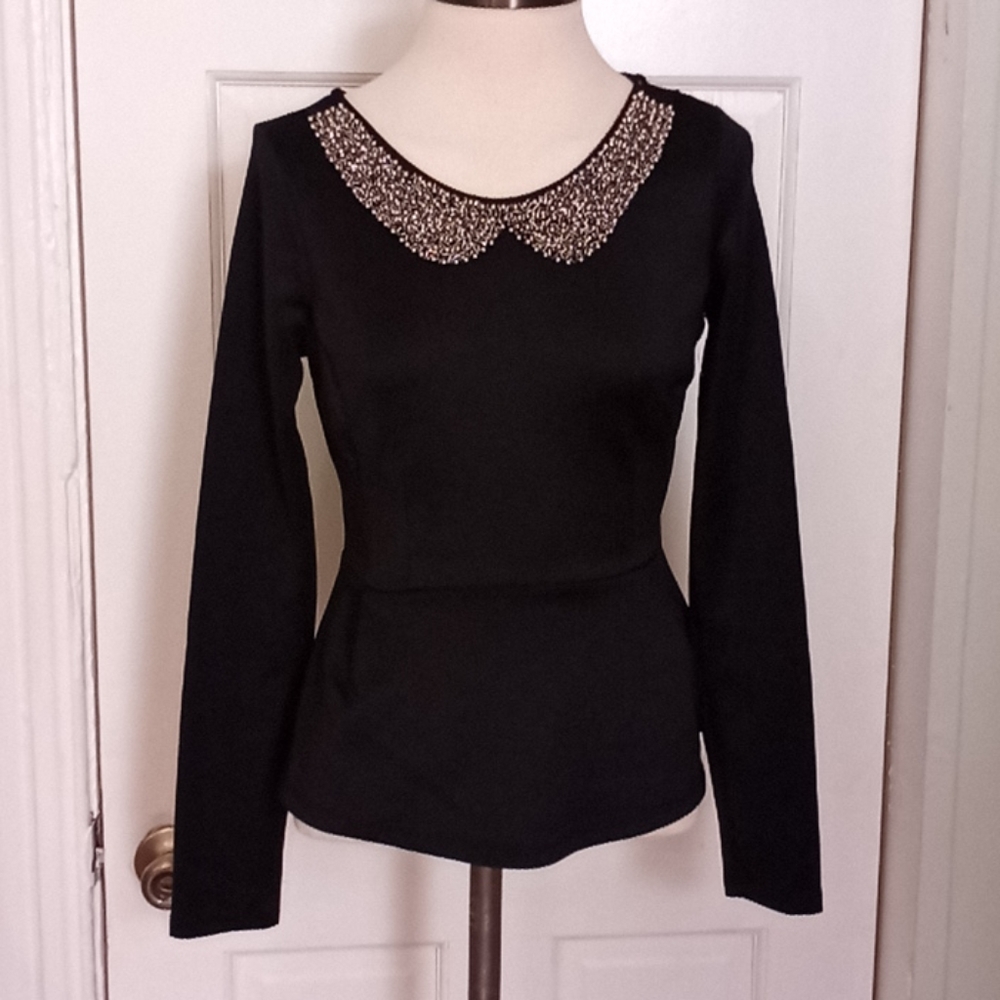 Peplum black pepper pan collar top so small
